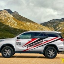 Tem Xe Toyota Fortuner - TFO104