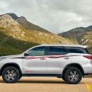 Tem Xe Toyota Fortuner - TFO129